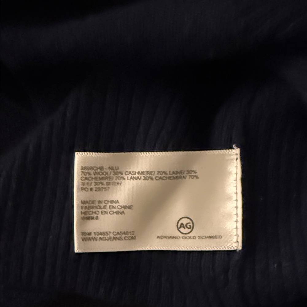 AG Green Label Wool Cashmere V-Neck Sweater in Deep Blue Size Large - Picture 7 of 9